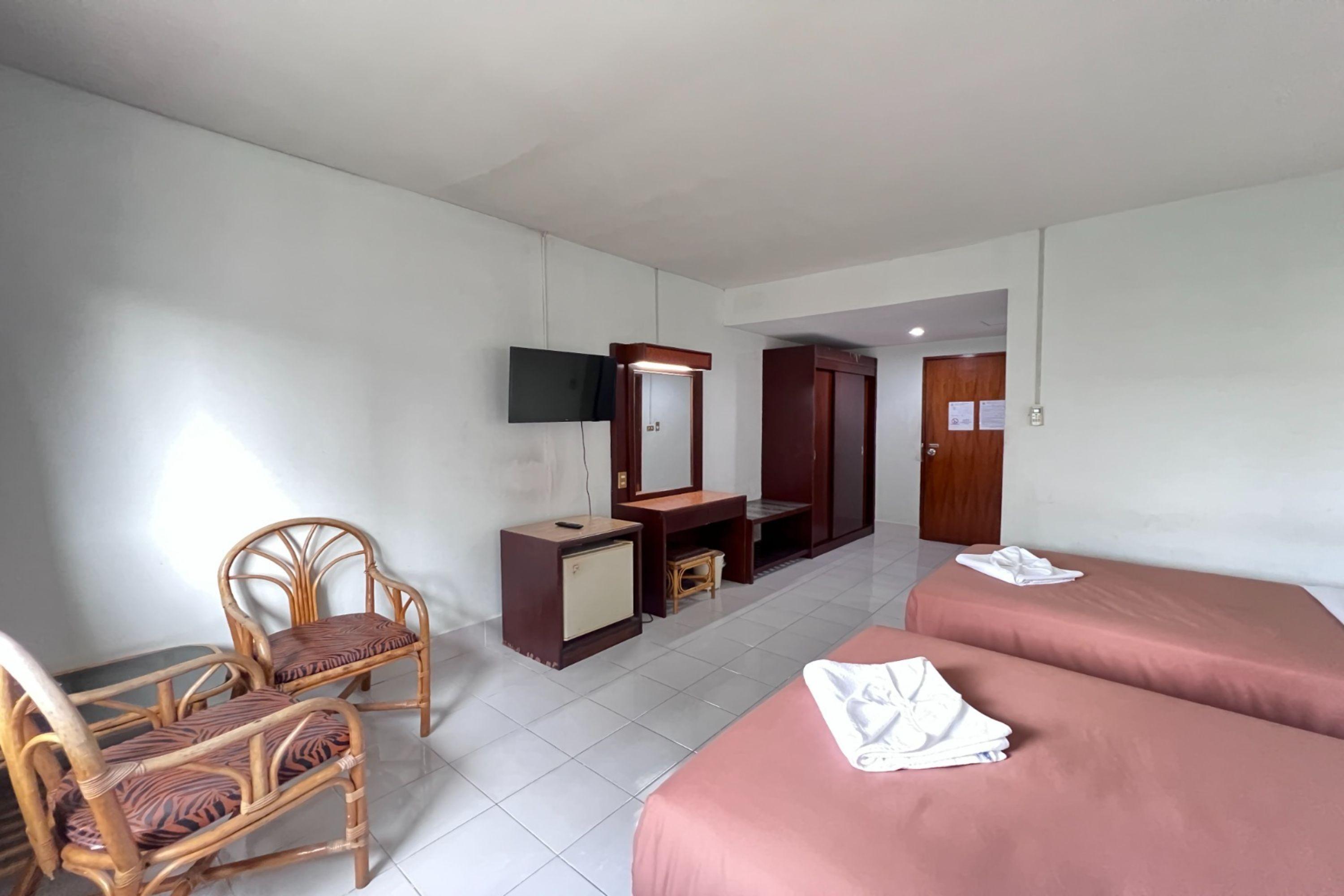 Pure Phuket Residence Buitenkant foto