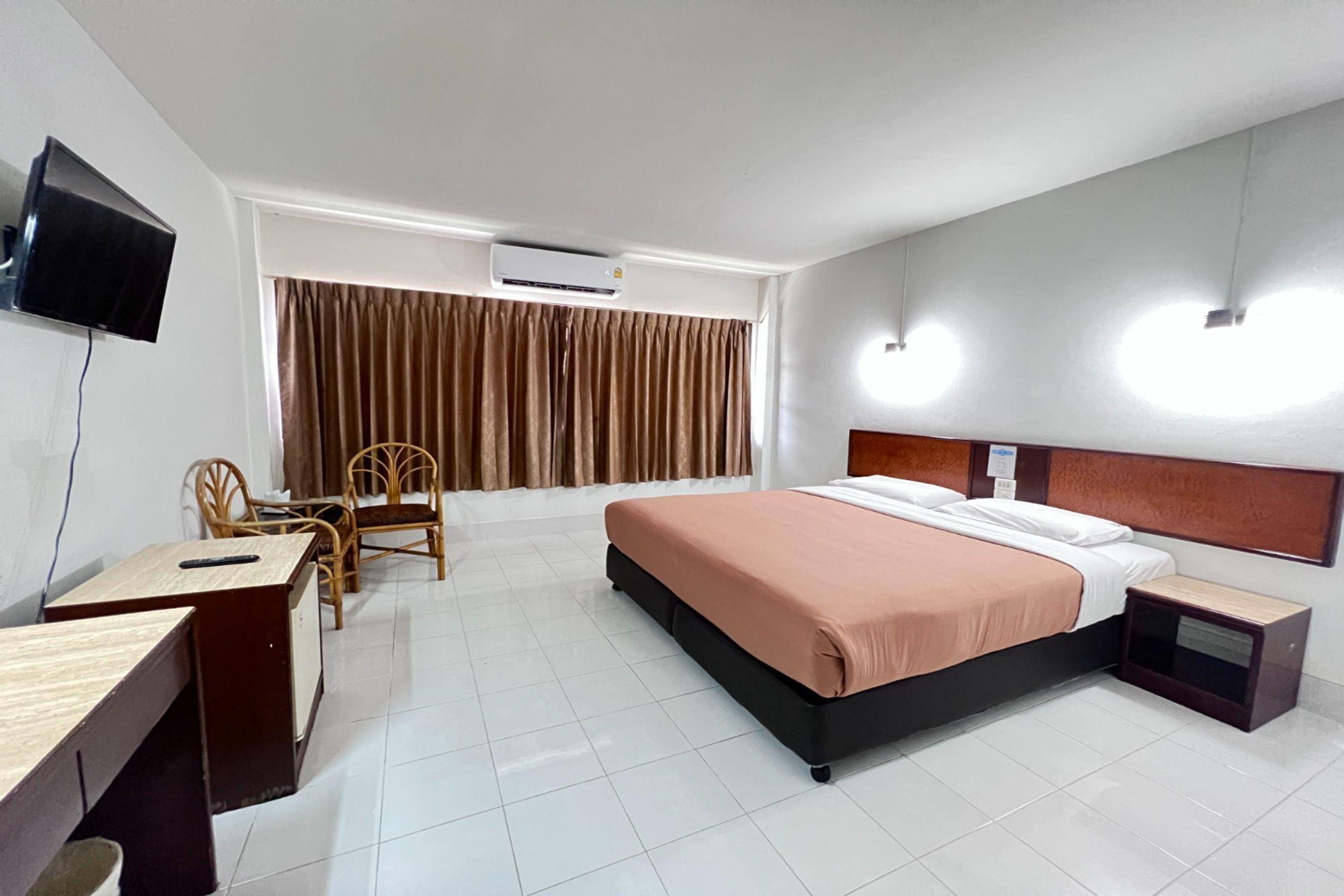 Pure Phuket Residence Buitenkant foto