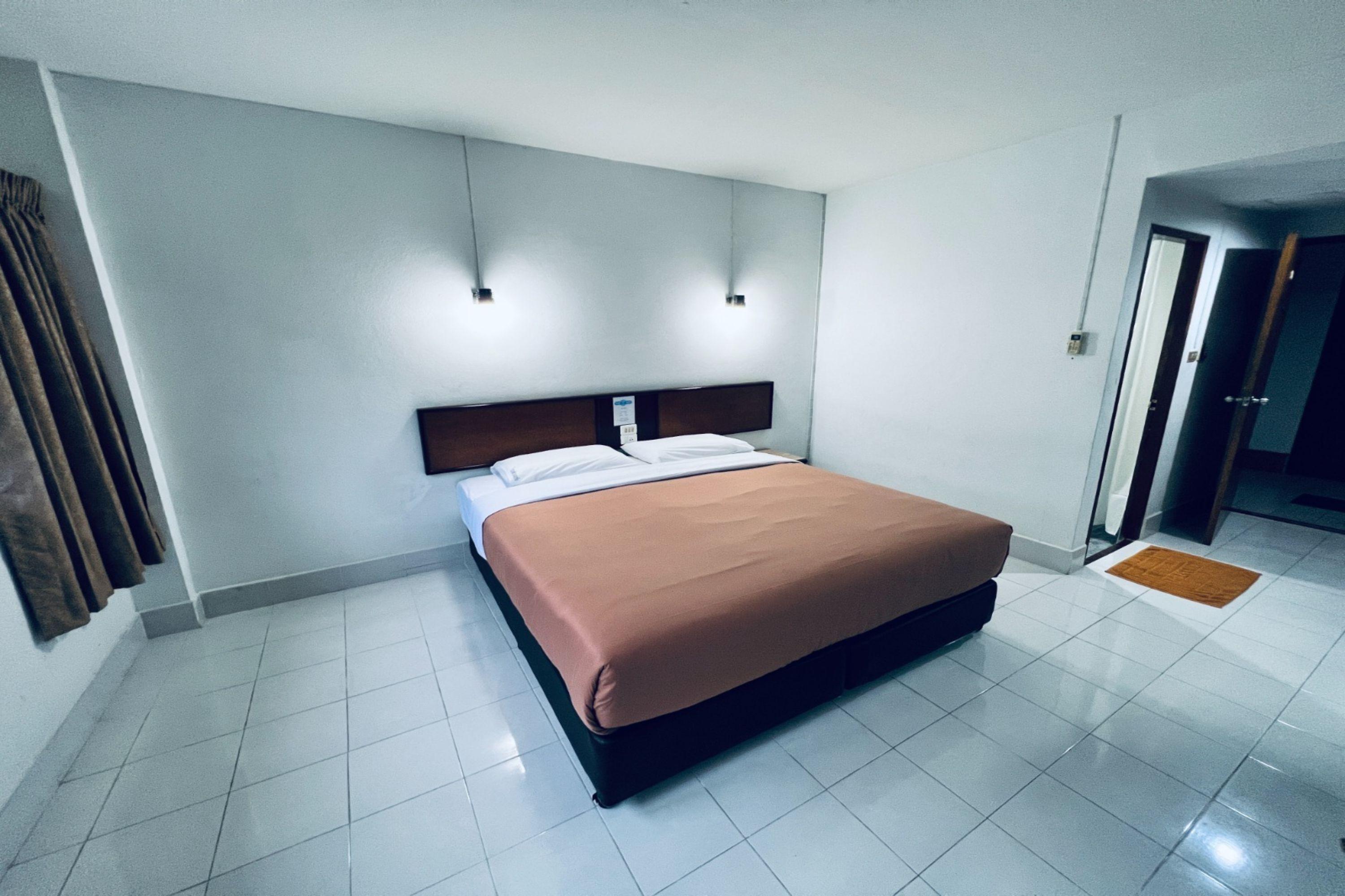 Pure Phuket Residence Buitenkant foto