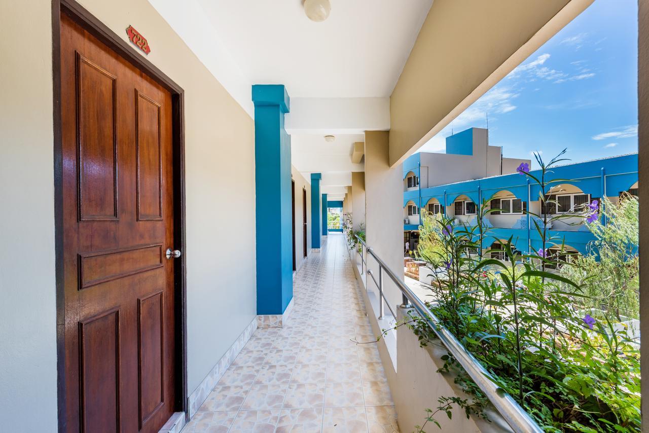Pure Phuket Residence Buitenkant foto
