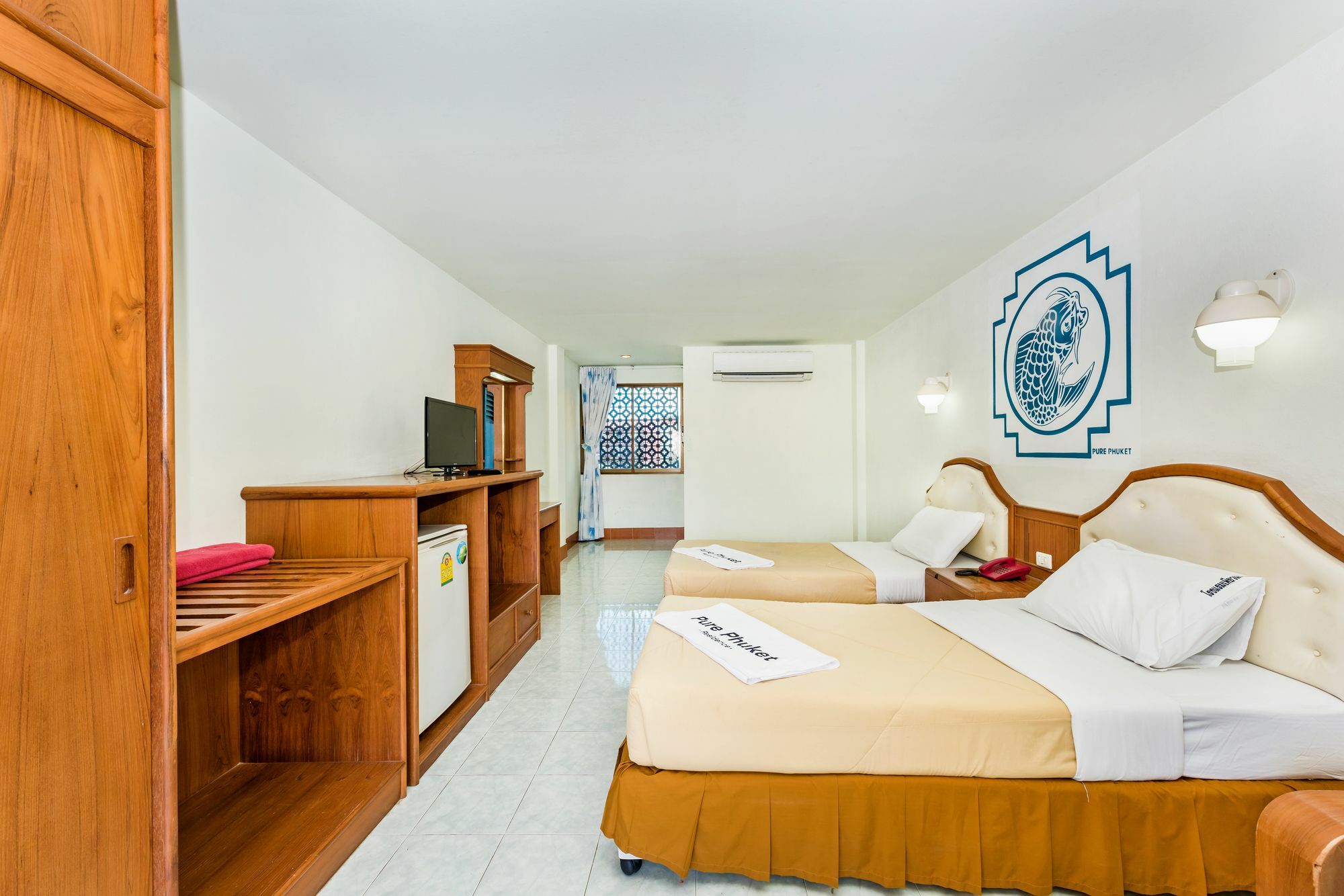 Pure Phuket Residence Buitenkant foto