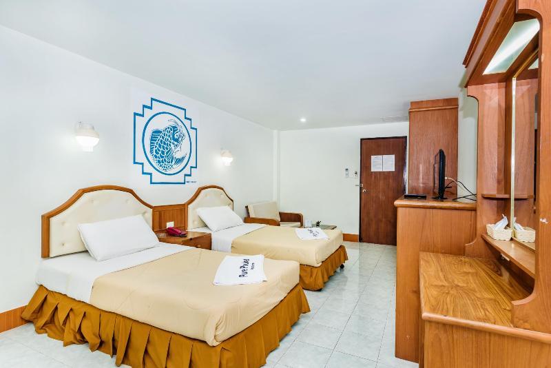 Pure Phuket Residence Buitenkant foto